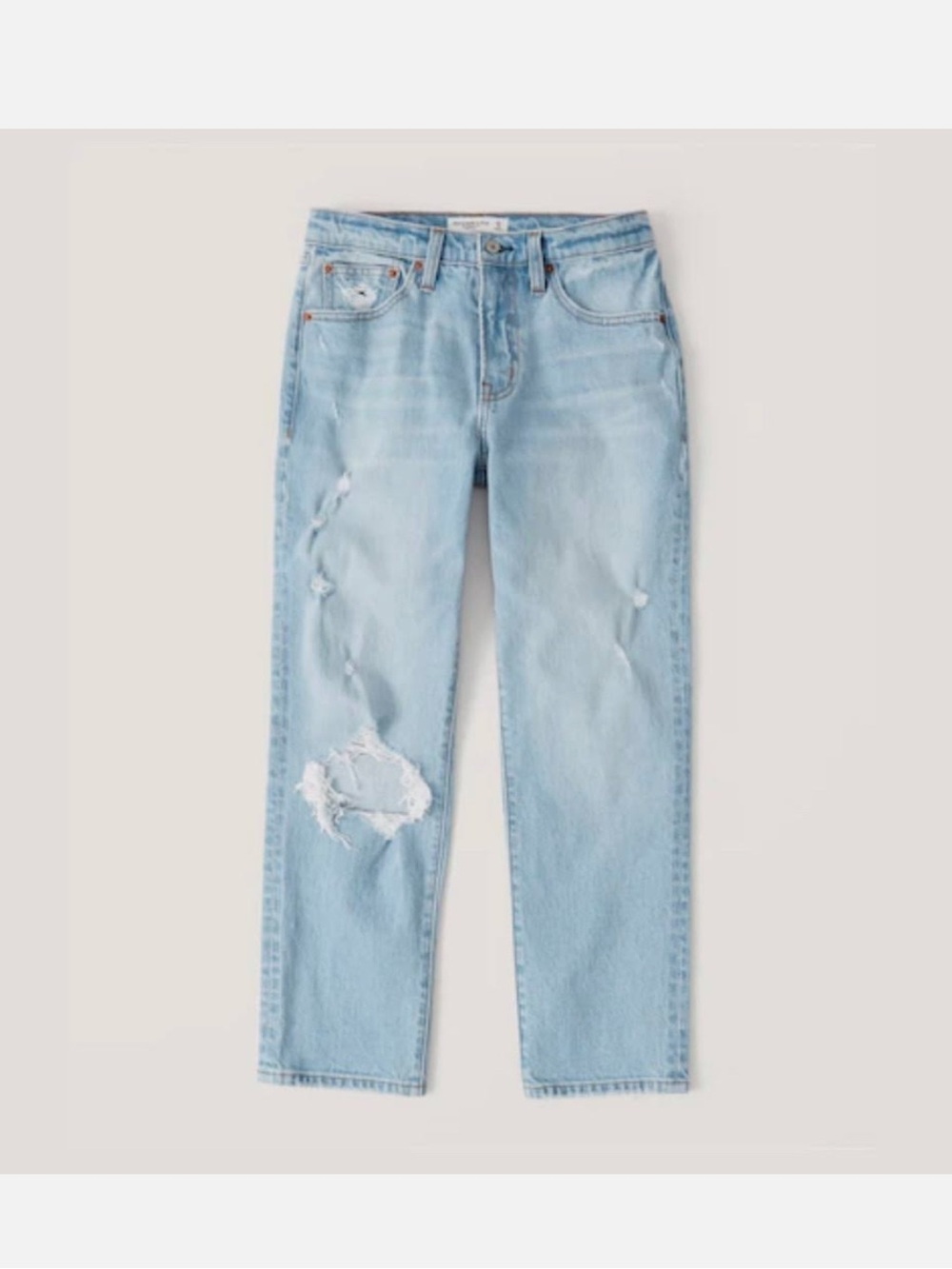 Abercrombie & Fitch Light Wash the Boyfriend Mid rise Jean size 28/6 Short